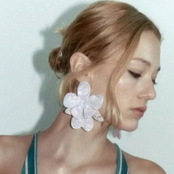Zara Jewelry - Zara Acetate Flower Earrings NWT